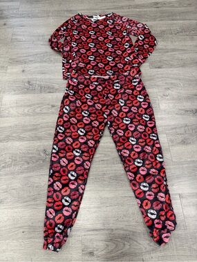 NWOT Lip-Print Women's Lounge Pajama Set - Black with Red & Pink Accents